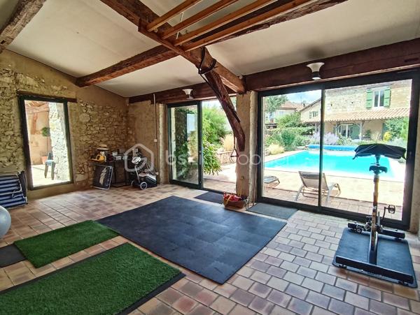 Maison de village de 278 m²