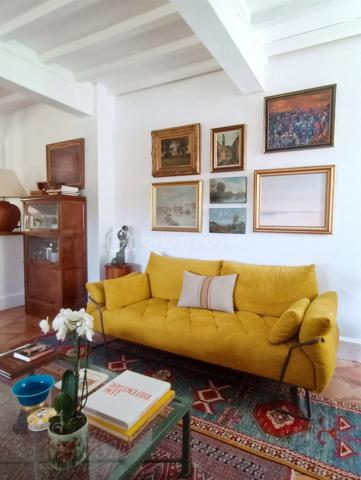 Maison de village de 278 m²