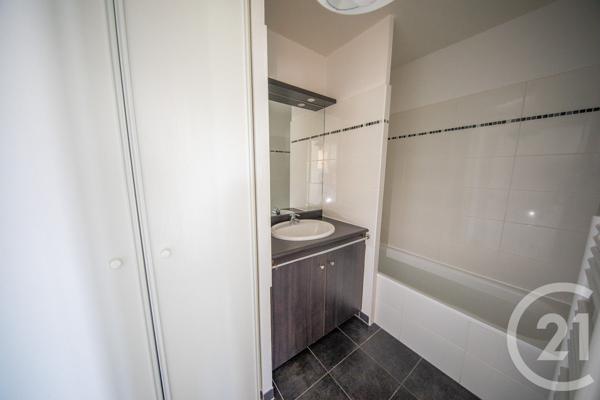 Appartement F2 Bis à vendre  3 pièces - 51,65 m 2   ST MEDARD EN JALLES  - 33