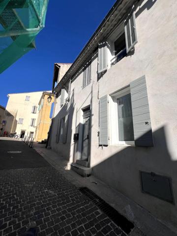 Maison de village de 94 M2 au coeur de  Bouc bel air