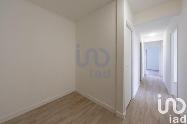 Appartement 4 pièces de 84 m² à Chevilly-Larue (94550)