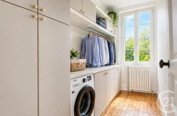 Maison à vendre  7 pièces - 265 m 2   SALLEBOEUF  - 33
