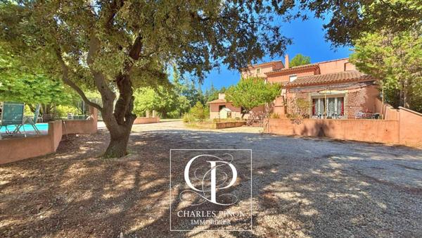 Maison à vendre 8 pièces SAINT CANNAT (13)