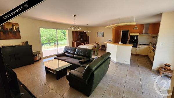 Maison à vendre  5 pièces - 113 m 2   SARLAT LA CANEDA  - 24