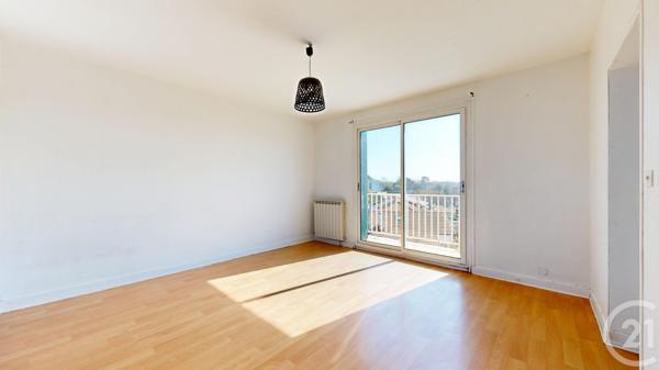 Appartement F4 à vendre  4 pièces - 71,44 m 2   ANGLET  - 64