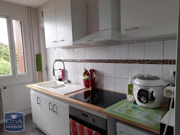 Appartement à louer 4 pièces 80.92m² La Chapelle-Saint-Mesmin (45380)