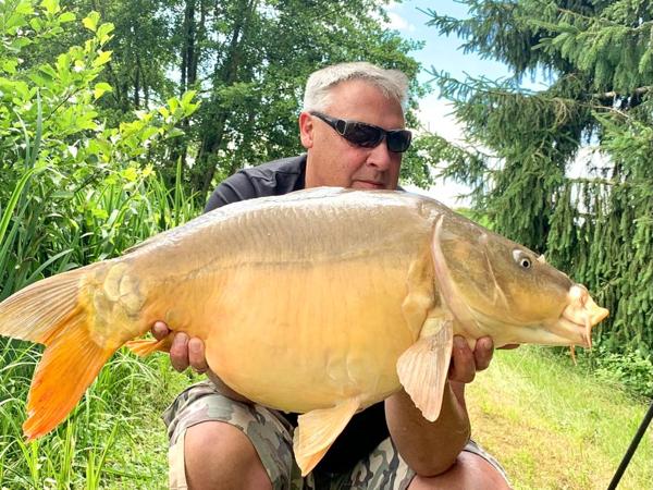 Lacs à vendre à Saint-Auvent (87310) - Haute-Vienne