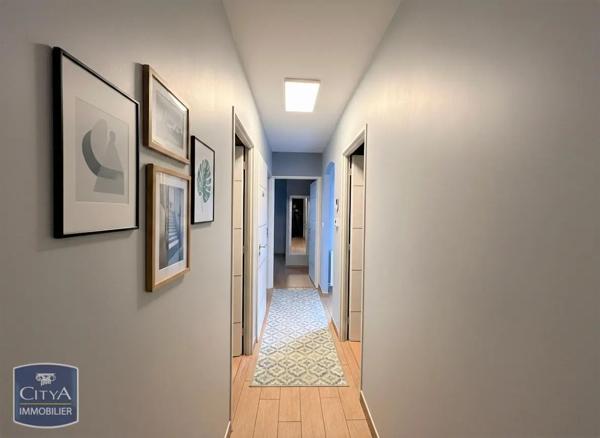Maison à vendre 5 pièces 99m² Surgères (17700)
