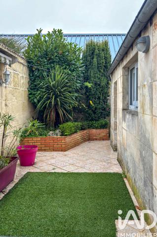 Maison à vendre 5 pièces 132,49 m² Saintes