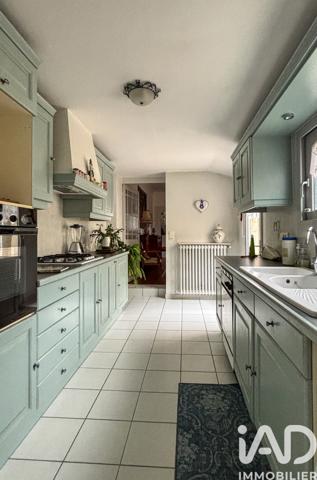 Maison à vendre 5 pièces 132,49 m² Saintes