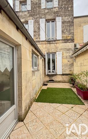 Maison à vendre 5 pièces 132,49 m² Saintes