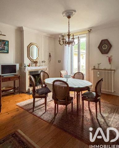 Maison à vendre 5 pièces 132,49 m² Saintes