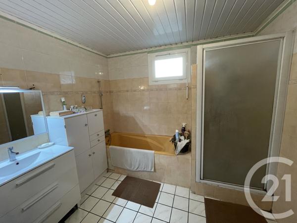 Maison à vendre  5 pièces - 191,79 m 2   LAGORCE  - 33