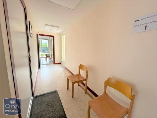 Local professionnel à louer 22m² Laon (02000)