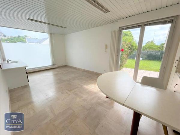 Local professionnel à louer 22m² Laon (02000)