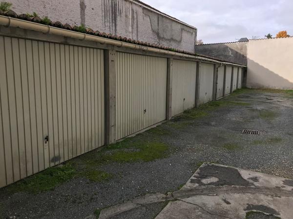 Location parking / box Cognac - 1 pièce(s) - 14 m² - 70 €/mois