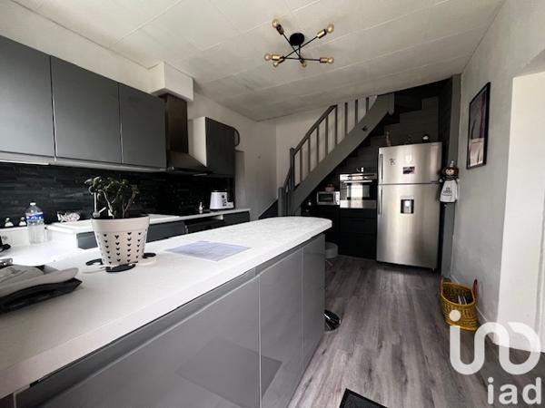 Maison à vendre 4 pièces 72 m² Bellevigne-les-Châteaux