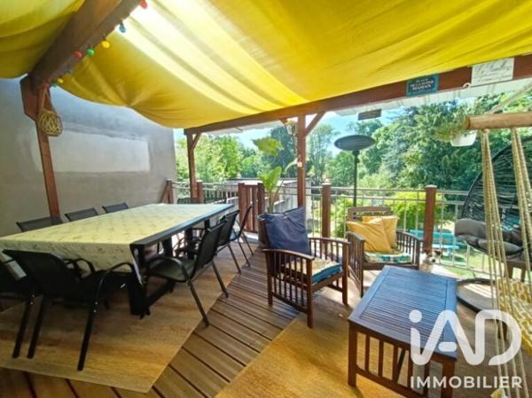 Maison à vendre 9 pièces 223,99 m² Saint-Yorre