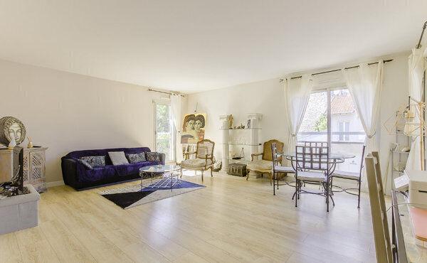 Appartement familial 105m2 , 5 pièces, bord de Marne