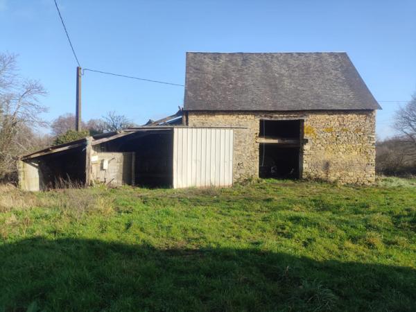 Ensembles de maisons + annexes + terrain