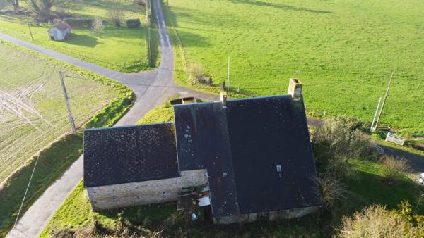 Ensembles de maisons + annexes + terrain