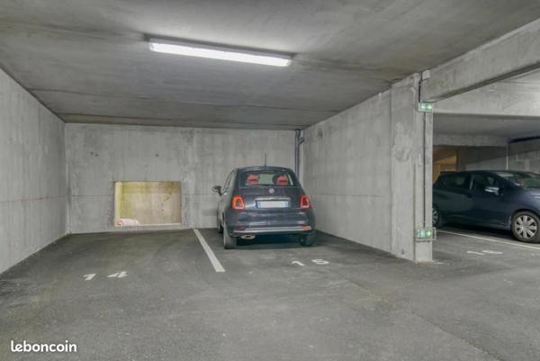 17000 LA ROCHELLE - Studio de 28 m², à vendre. 169 000 €