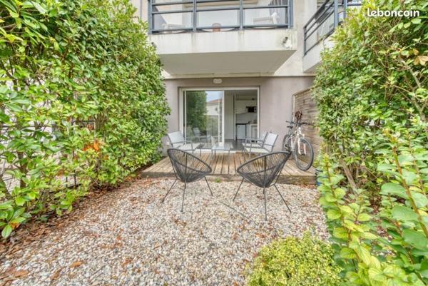 17000 LA ROCHELLE - Studio de 28 m², à vendre. 169 000 €