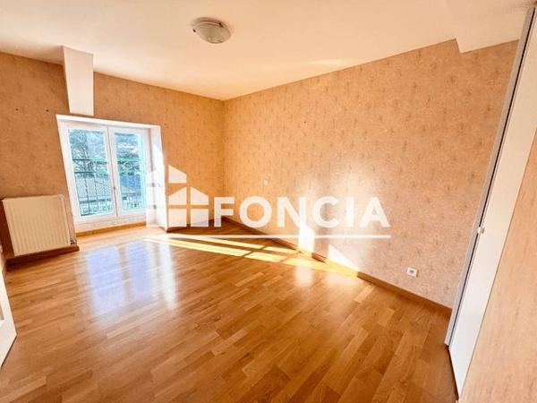 Location Appartement 4 pièces 120 m² - 14 AVENUE VICTOR TASSINI Saint Peray 07130