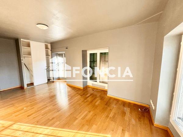 Location Appartement 4 pièces 120 m² - 14 AVENUE VICTOR TASSINI Saint Peray 07130