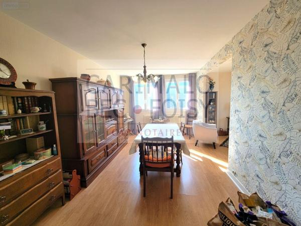 Appartement à vendre à Châteaudun dans l'Eure-et-Loir (28200), ref : RCS/879   
Centre ville