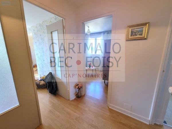 Appartement à vendre à Châteaudun dans l'Eure-et-Loir (28200), ref : RCS/879   
Centre ville