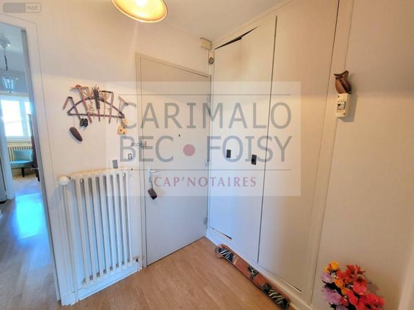 Appartement à vendre à Châteaudun dans l'Eure-et-Loir (28200), ref : RCS/879   
Centre ville