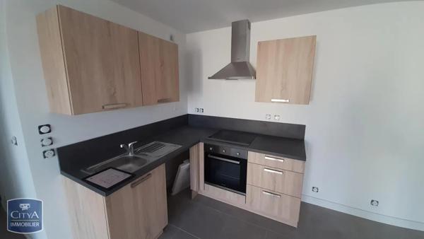 Appartement à louer 2 pièces 47.72m² La Verpillière (38290)