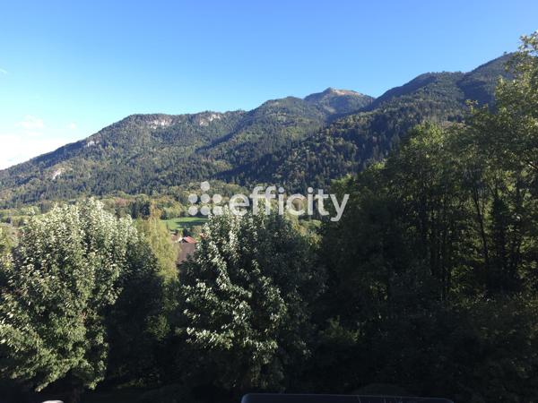Appartement
         3 pièces
        - 60 m² Exclusivité 210 000 € *