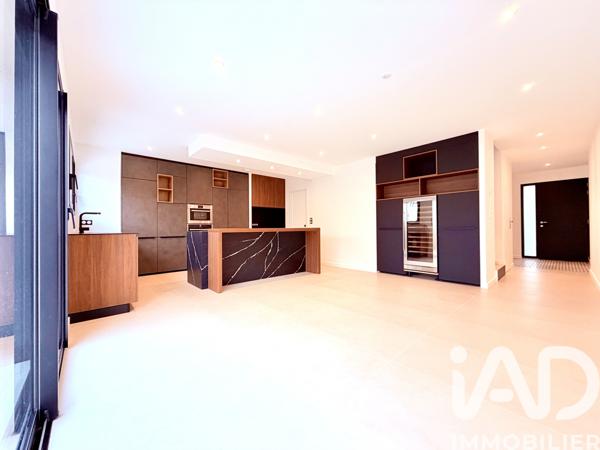 Maison à vendre 6 pièces 165 m² Le Rheu