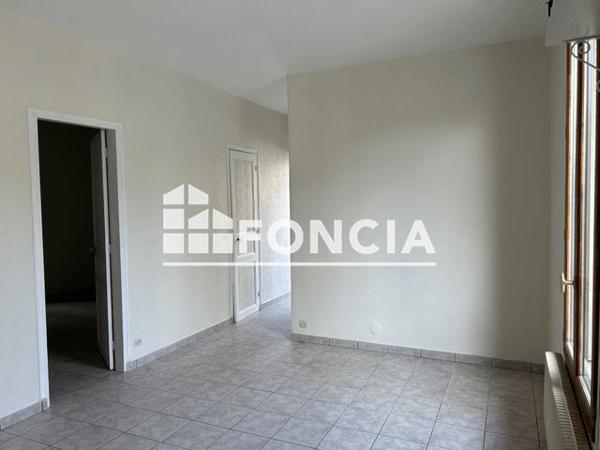 Location Maison 2 pièces 35.9 m² - 24 bis rue André Bollier Saint Maur Des Fosses 94100