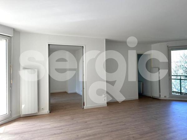 Location 4 Pieces 83 60200 Compiegne 43 0563 01 0010