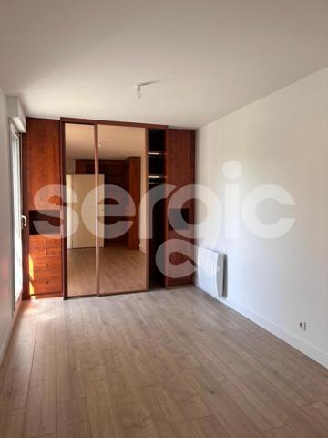 Location 4 Pieces 83 60200 Compiegne 43 0563 01 0010