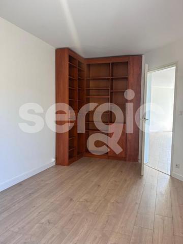 Location 4 Pieces 83 60200 Compiegne 43 0563 01 0010