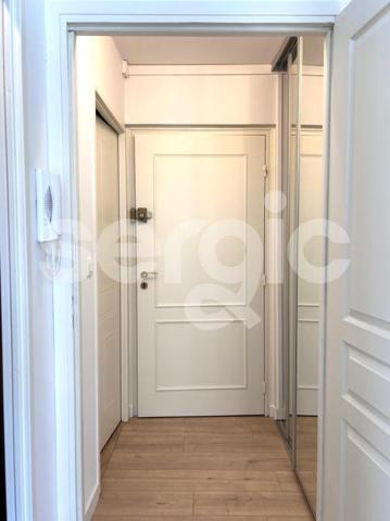 Location 4 Pieces 83 60200 Compiegne 43 0563 01 0010