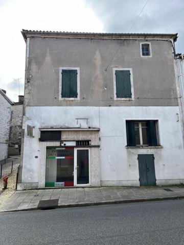 Maison de village en pierre