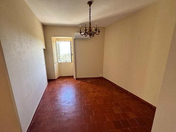 APPARTEMENT 3 PIÈCES Castellare Di Casinca (20213)