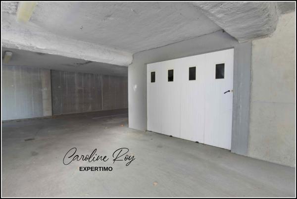 Basse-Goulaine (44115) EXCLUSIVITÉ Centre-bourg de Basse-Goulaine - Appartement T3 récent avec extérieurs et stationnements.