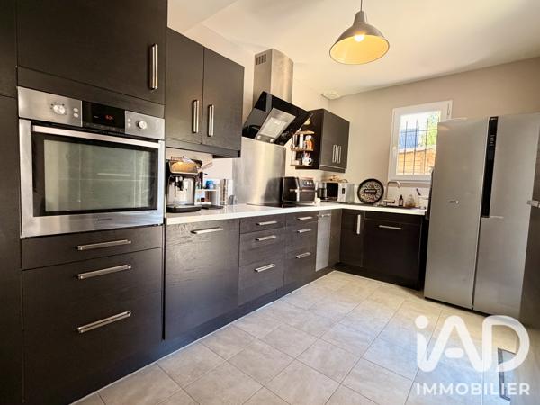 Maison à vendre 5 pièces 100 m² La Roque-d'Anthéron
