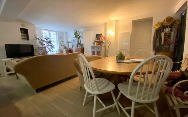 Appartement à vendre    3 pièces •  Épône