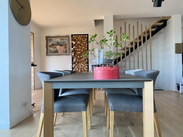 La Valette-du-Var (83160) Villa rénovée avec belles prestations et vue panoramique jusqu'à la mer