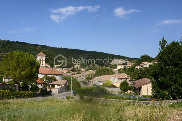 Terrain de 5 000 m²