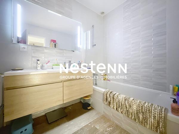 Canohès, Maison 6 pièces lumineuse, 3 faces, rénovée, garage 26 m² et jardin piscinable