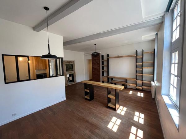 Bordeaux Pey Berland / place Fernand Lafargue - appartement ancien de 90 m2 avec 2 chambres et local de 15m2