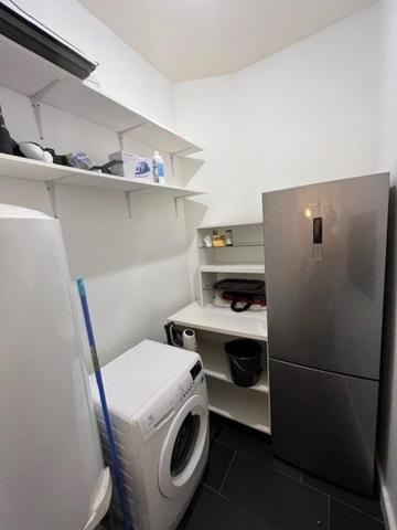 Bordeaux Pey Berland / place Fernand Lafargue - appartement ancien de 90 m2 avec 2 chambres et local de 15m2